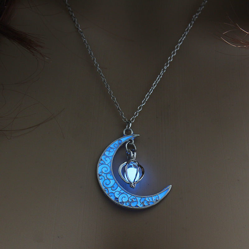 Luminous Cosmic Moon Pendant Necklace – Glows in the Dark
